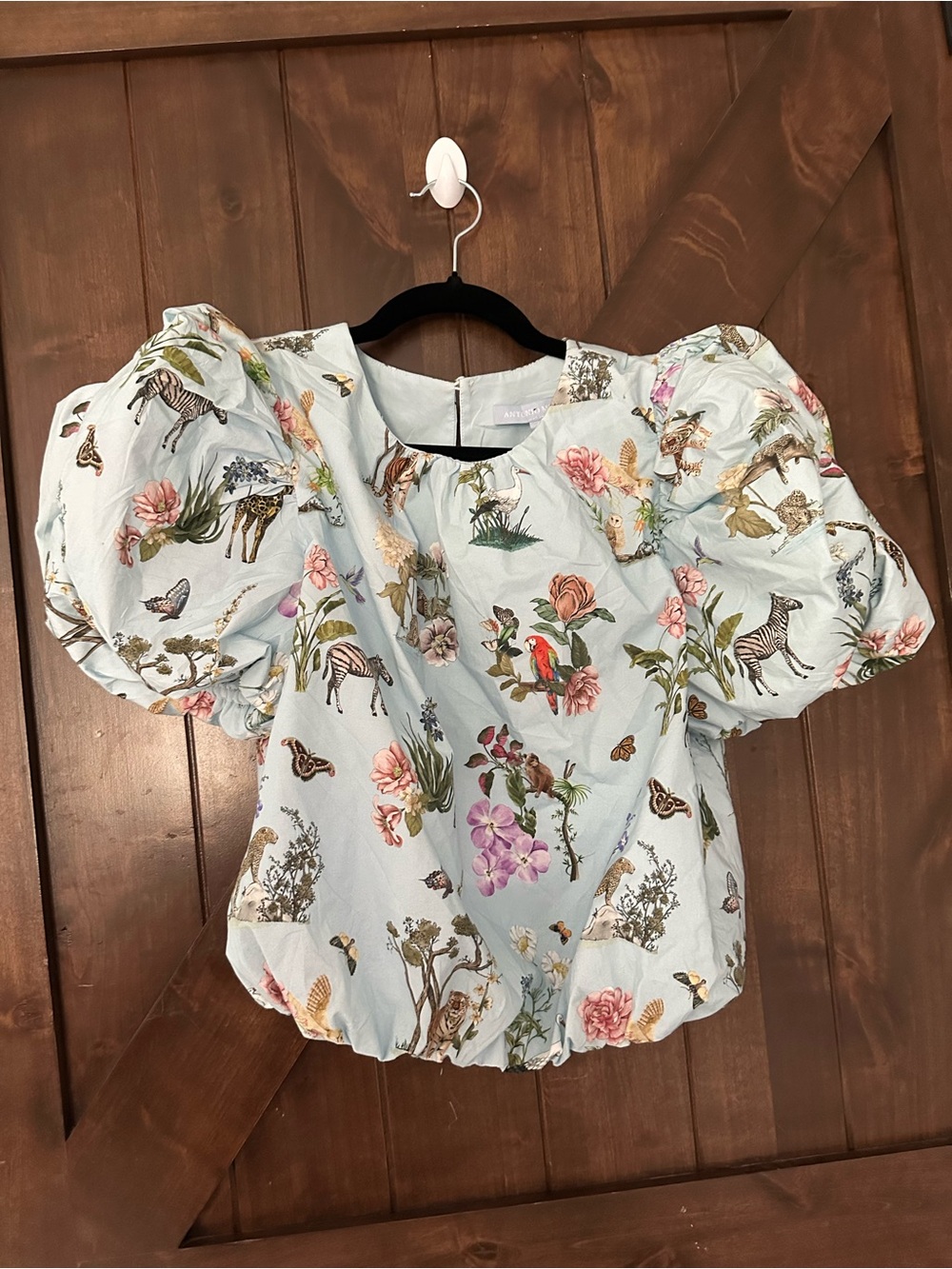 ANTONIO MELANI Light Blue Puff-Sleeve Floral & Safari Print Blouse